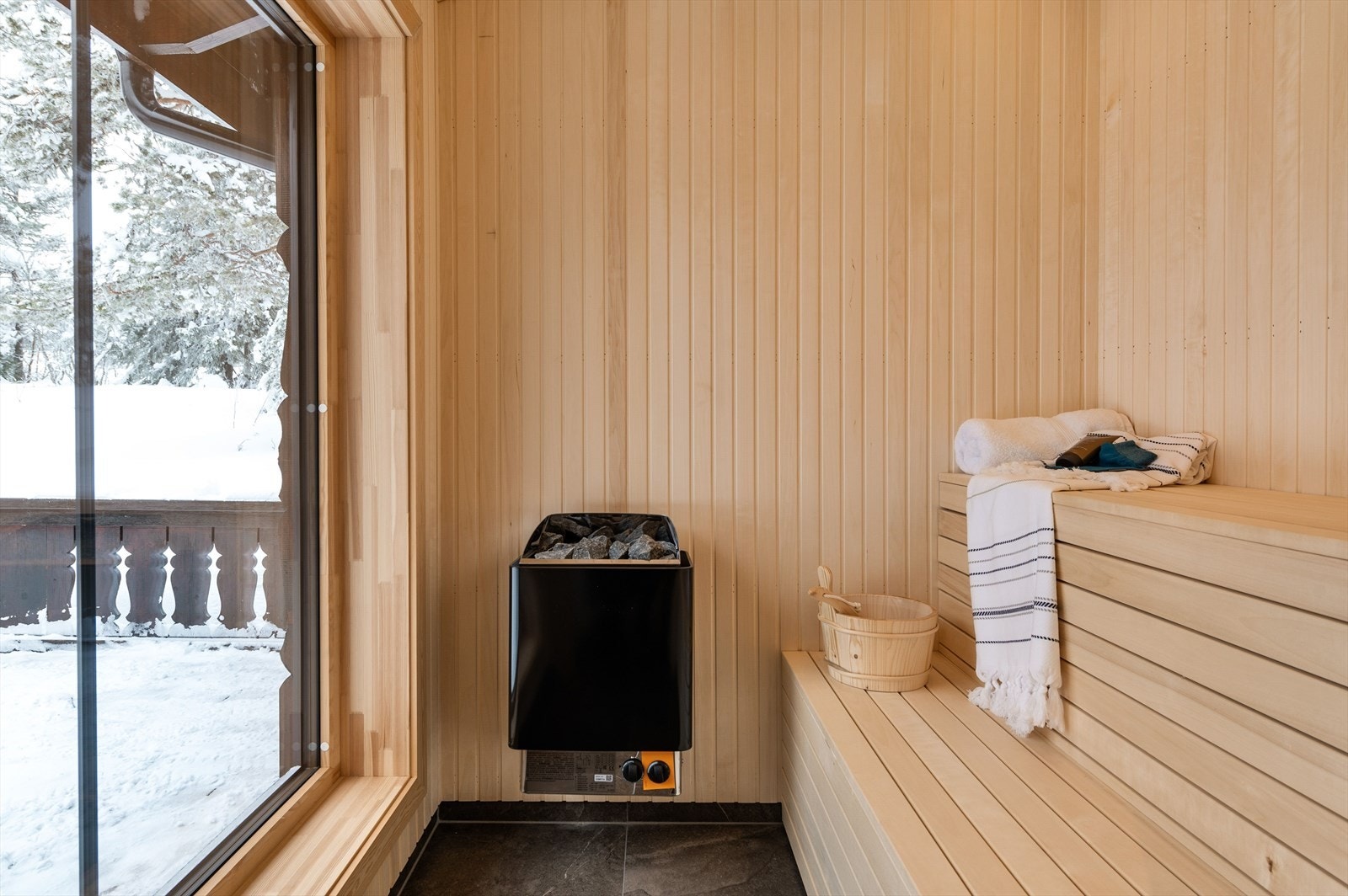 1778-3-2_039.jpg Galleribilde