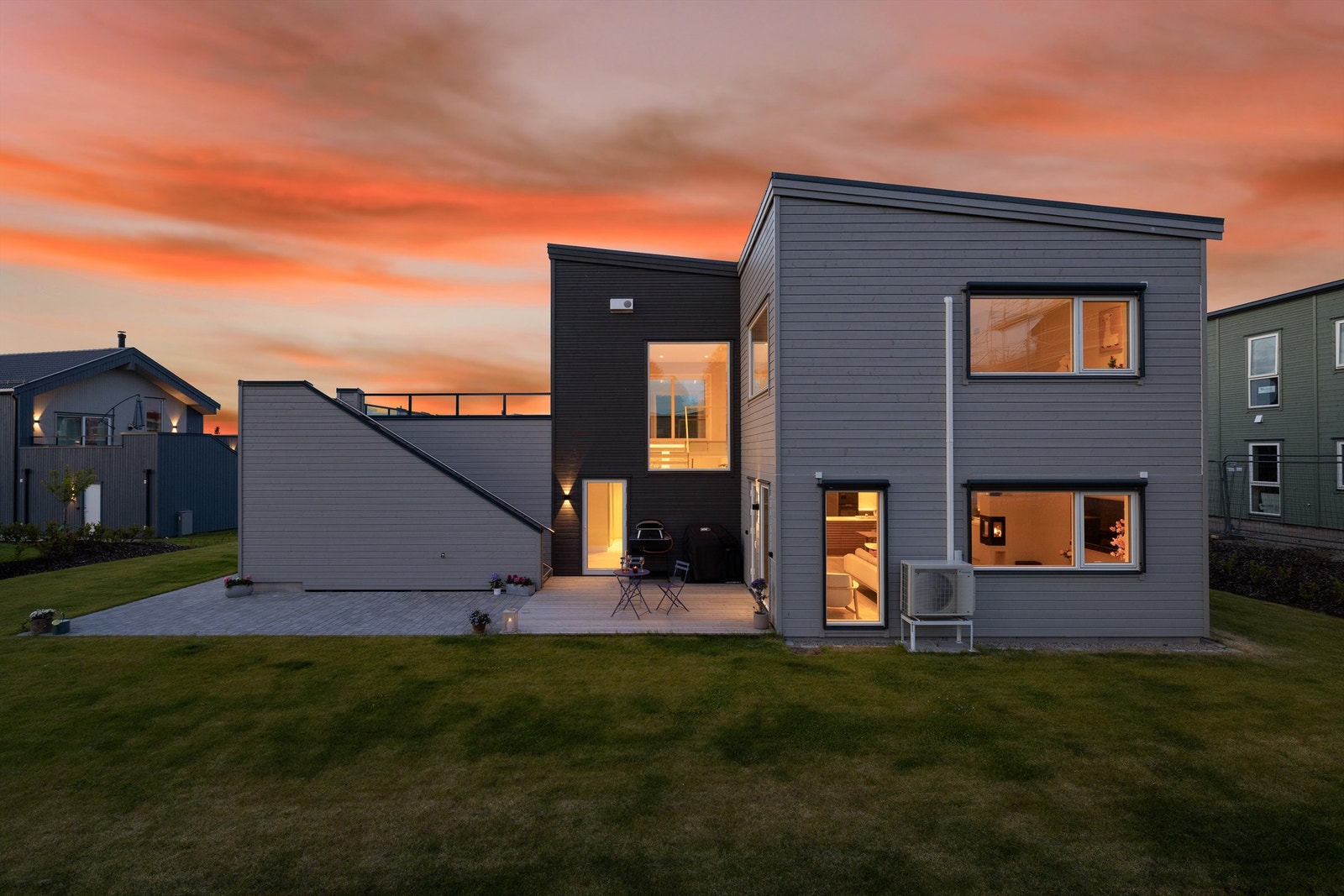 Bjørnstadsletta 42 presenteres av Raymond Bøhn i Krogsveen. Galleribilde