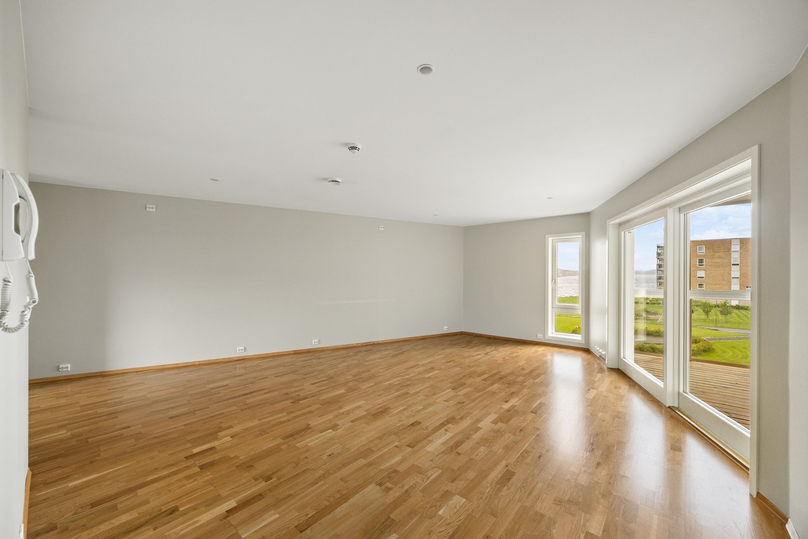 Leiligheten har vannbåren gulvvarme inkludert i felleskostnader på kr 2670/mnd. Galleribilde