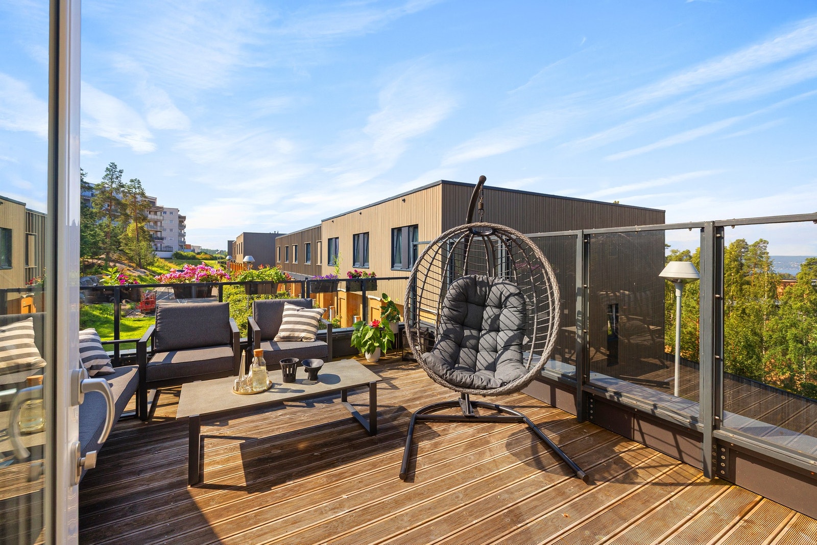 Velkommen til Jordstjerneveien 3H, presentert av Ingrid Svenneby-Opsahl v/EIE Valkyrien. Galleribilde