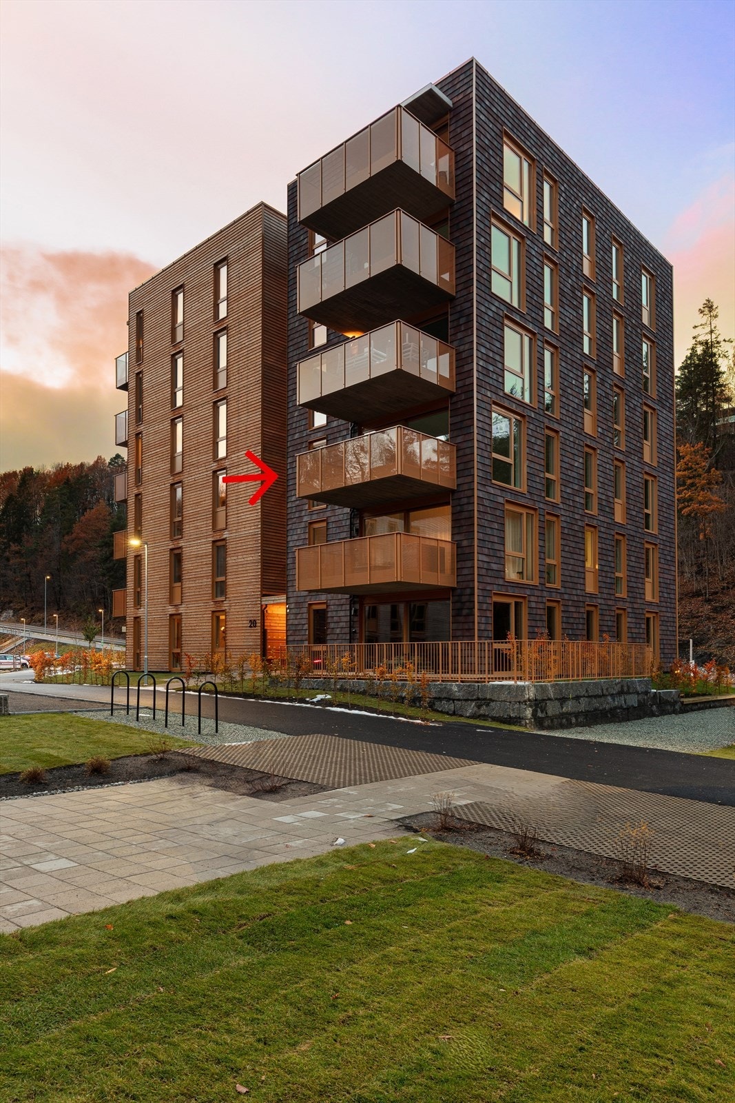 02fasade_kveld.jpg Galleribilde