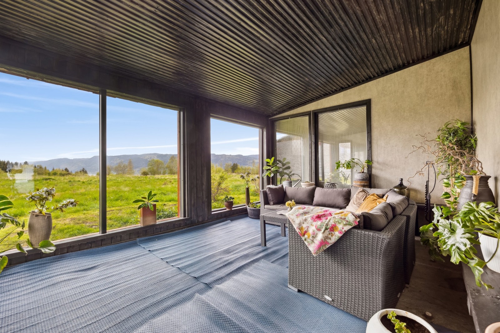 Innredet rom i fjøs Galleribilde