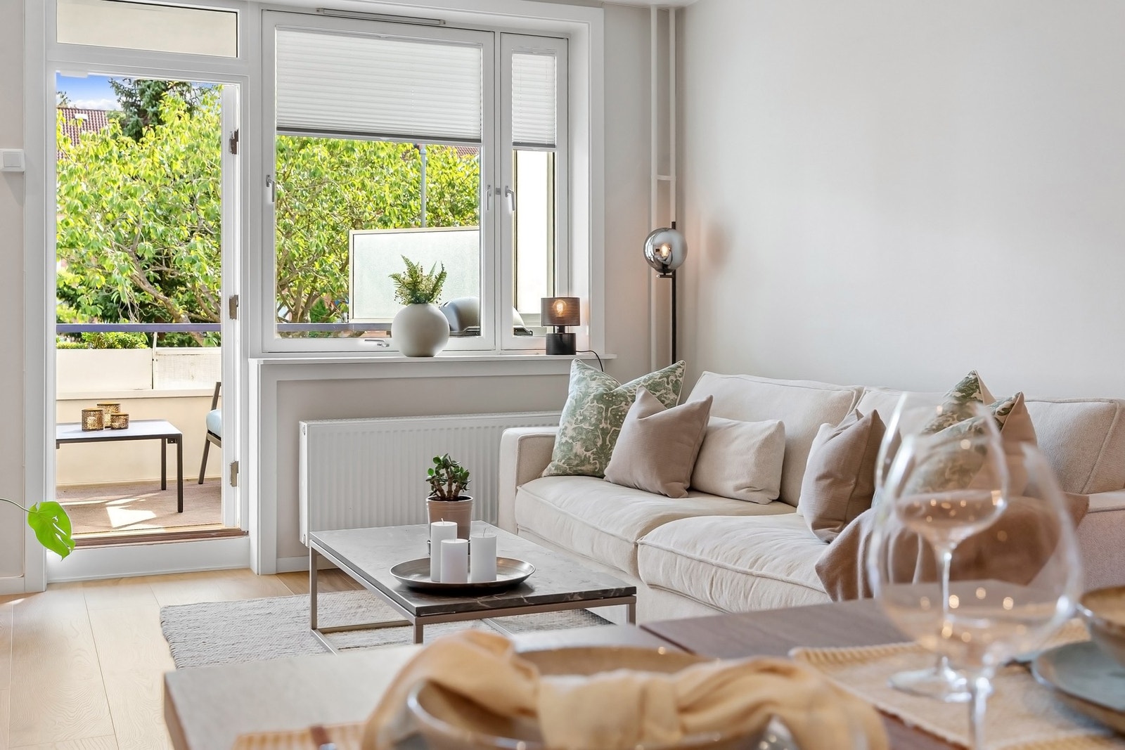 Velkommen til en moderne 2-roms leilighet med attraktiv beliggenhet i Radarveien 27! Galleribilde