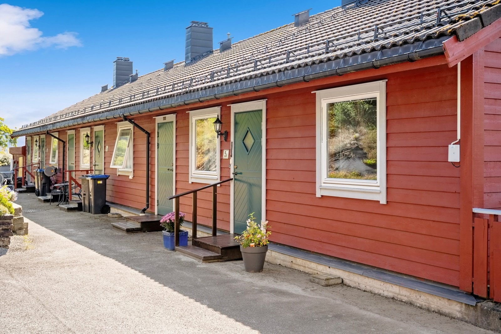 Leiligheten ble bygget i 1997 og er en del av veletablerte Stoppelsgjerd Sameige Galleribilde