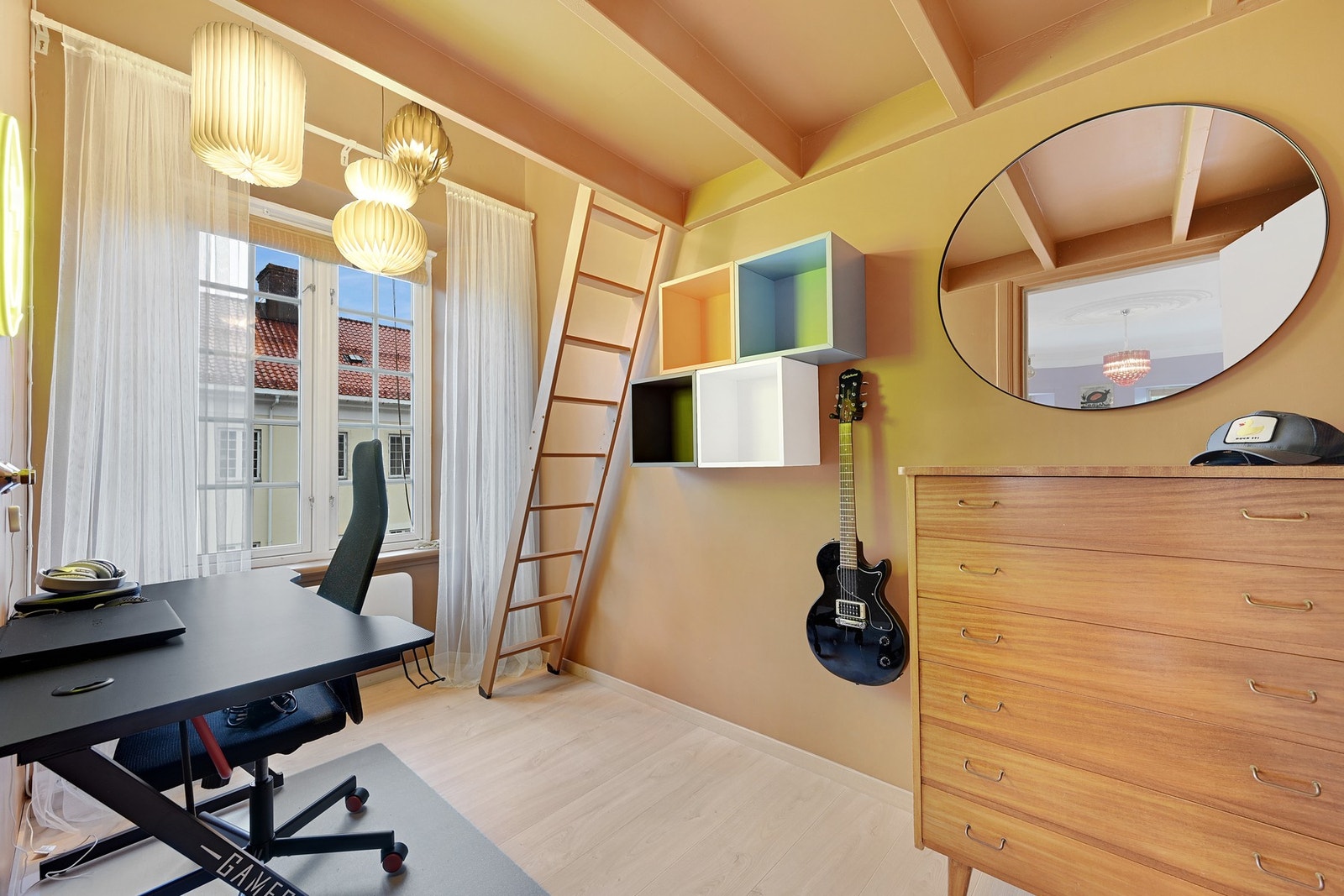 I denne leiligheten er det totalt 3 soverom Galleribilde