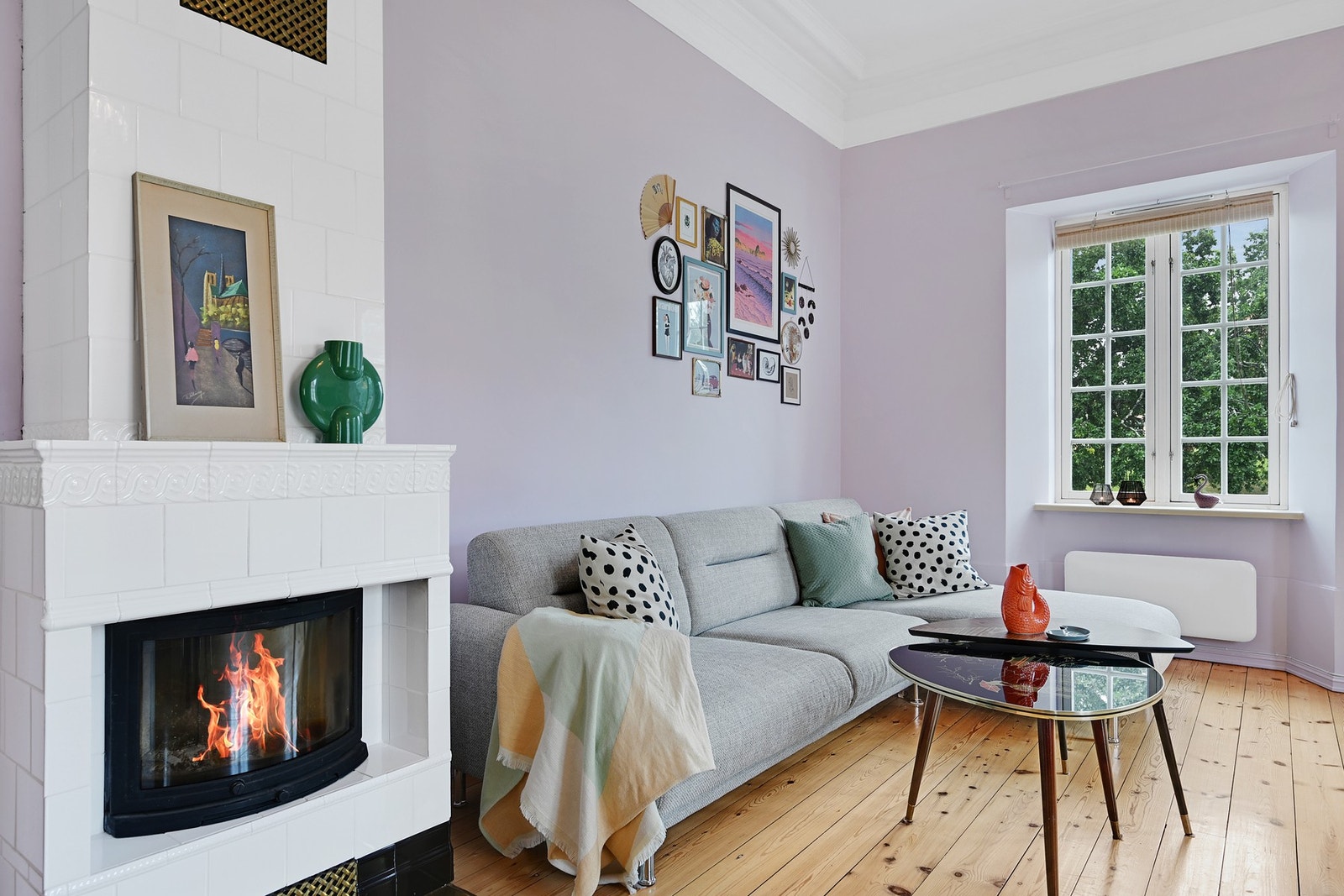 Deilig også med pent ildsted i stuen Galleribilde