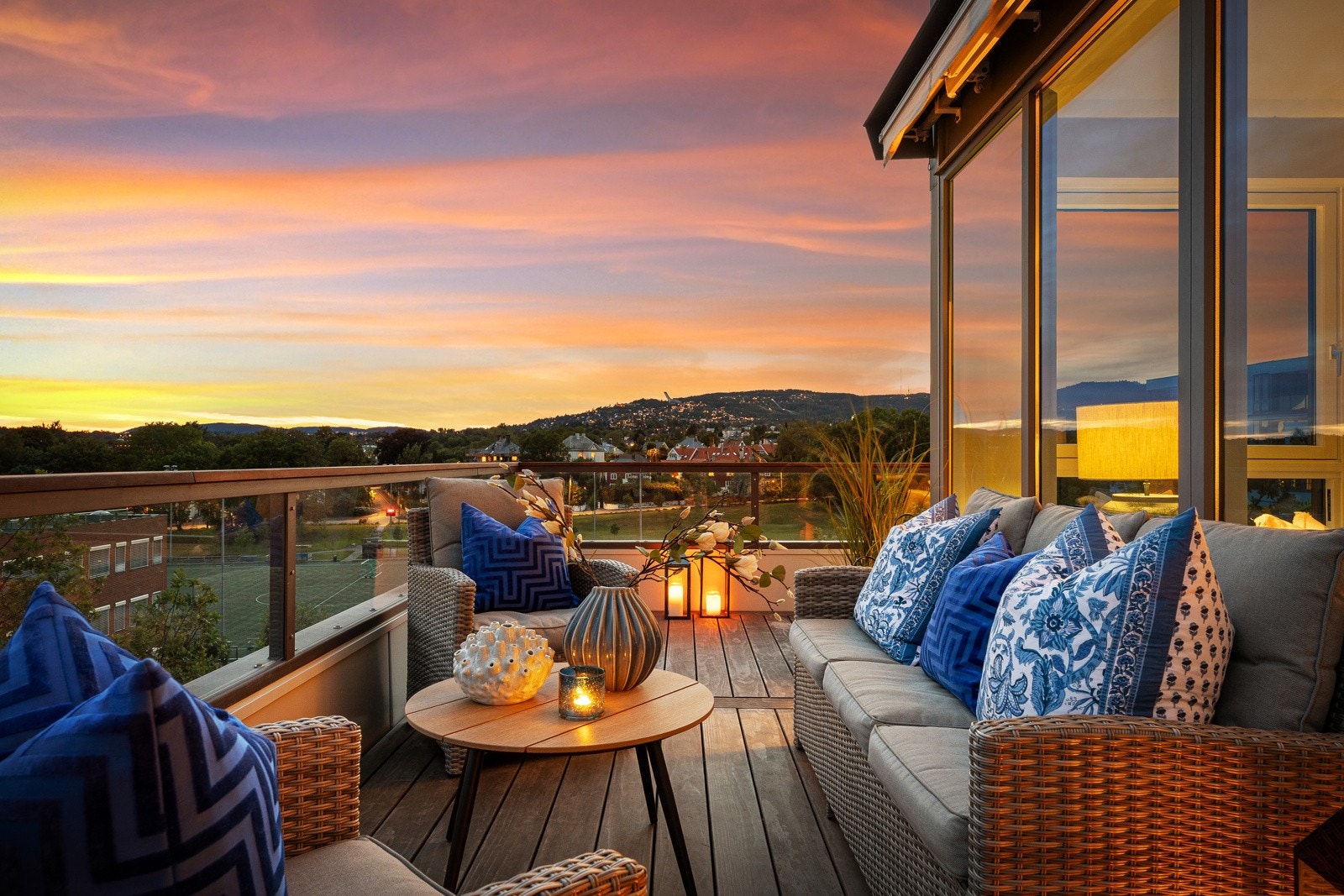 Grill er lov (ikke kull). Her er det bare å invitere venner og familie til gode sommerkvelder Galleribilde