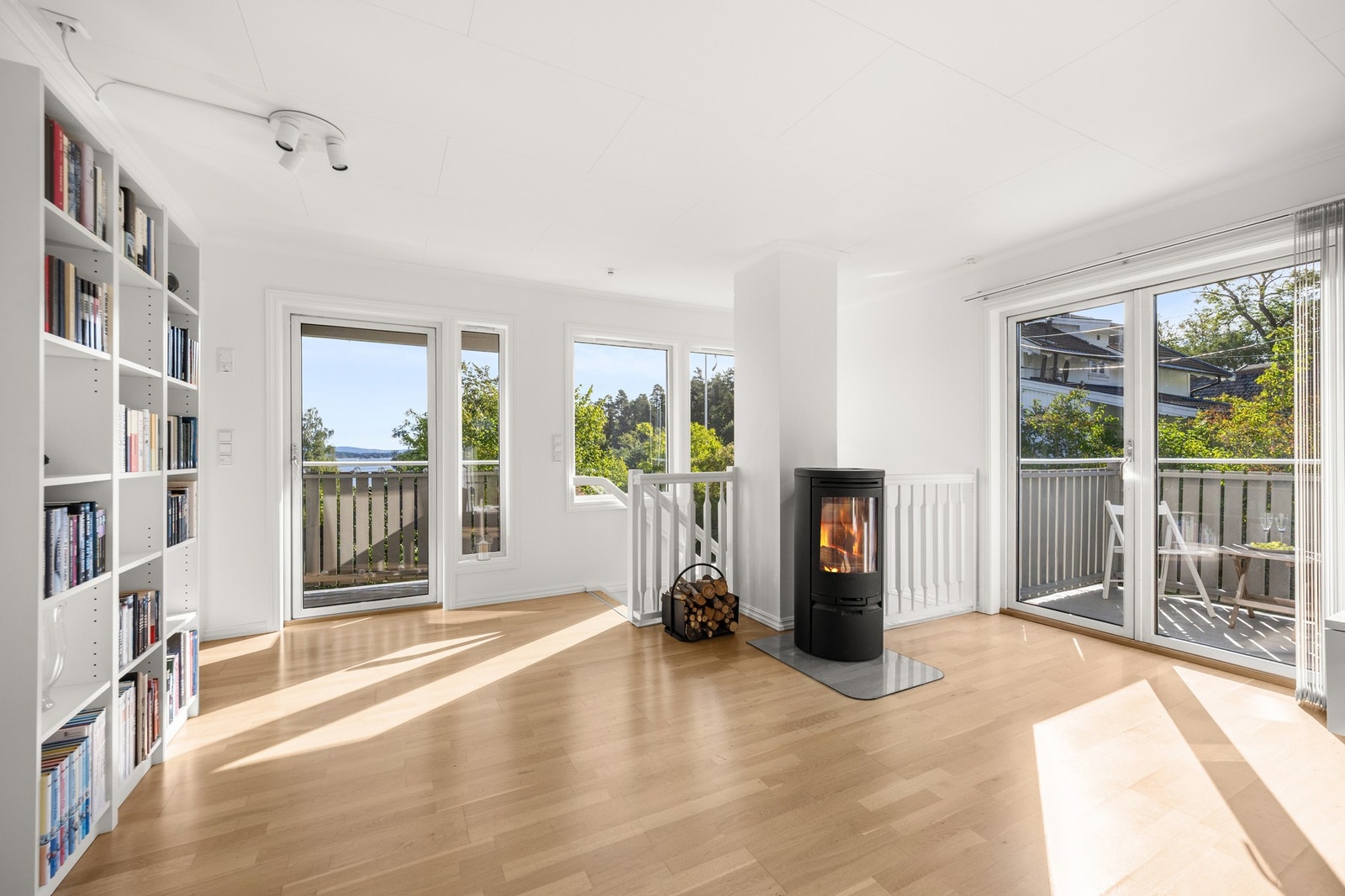 Den praktiske planløsningen gjør at du enkelt kan innrede rommene i flere soner. Galleribilde