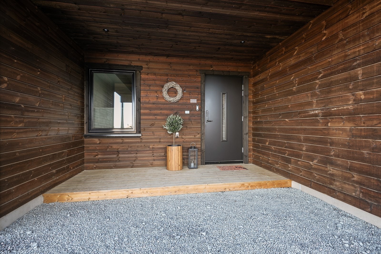 Overbygget inngangsparti. Galleribilde