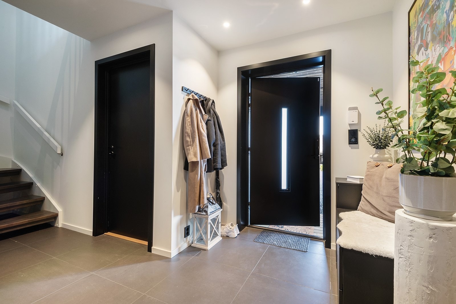 Plass til oppheng av jakker. Galleribilde