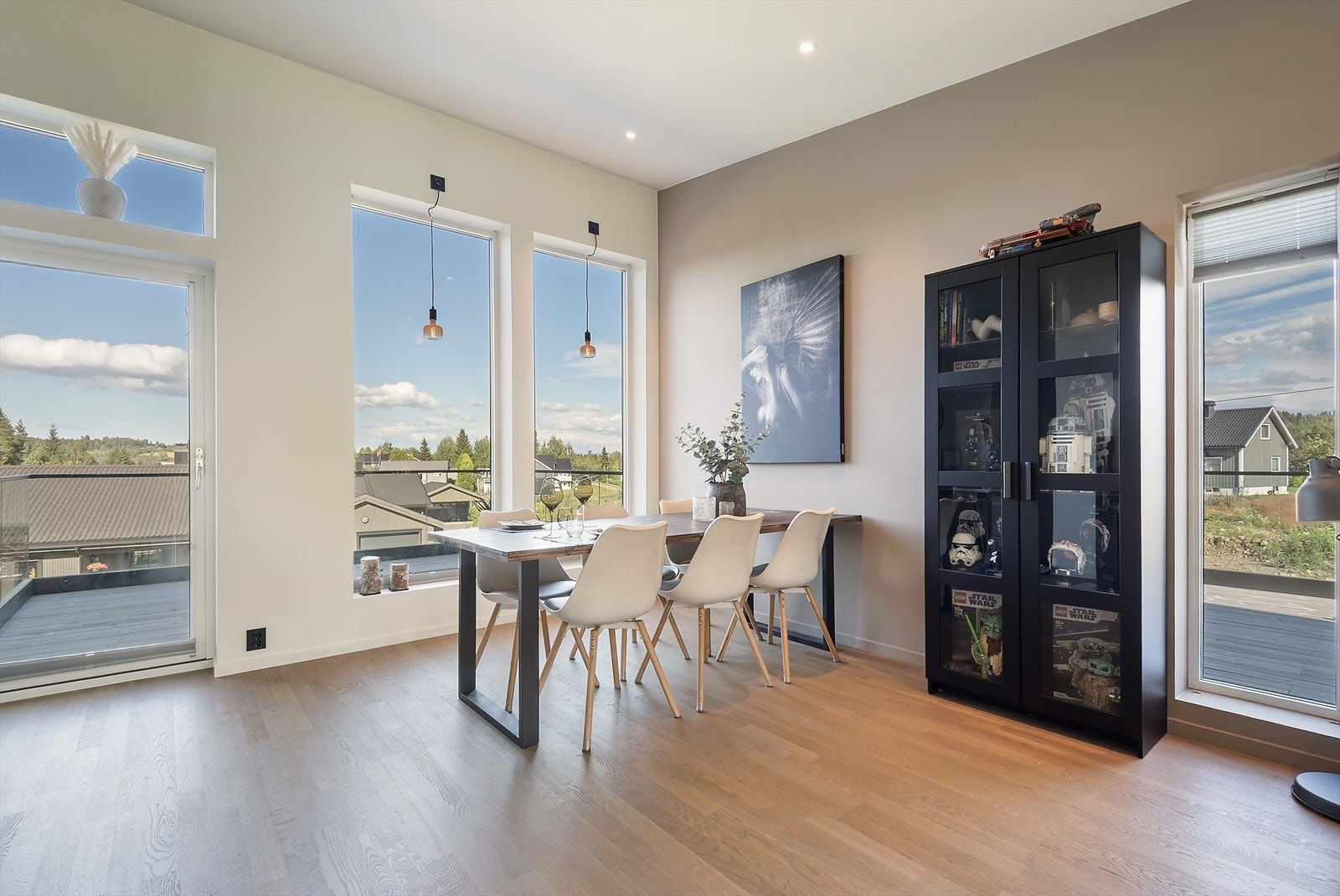 Godt med dagslys inn. Galleribilde