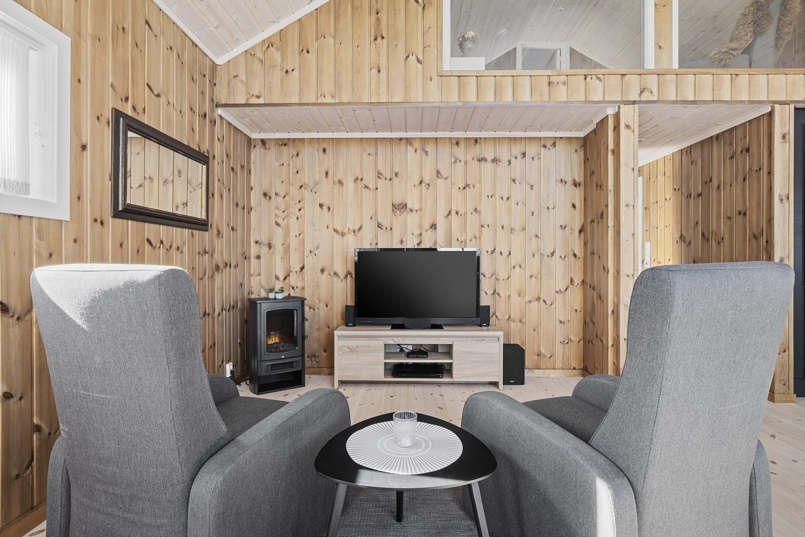 Praktisk TV krok Galleribilde