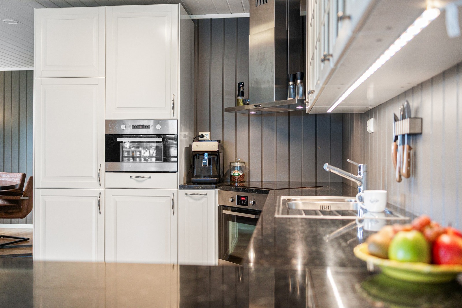 På dette kjøkkenet vil kokken i huset trives Galleribilde