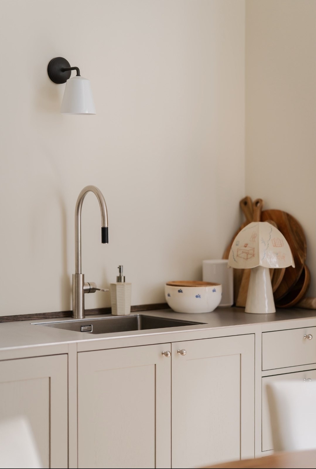 Benkeplate i rustfritt stål Galleribilde