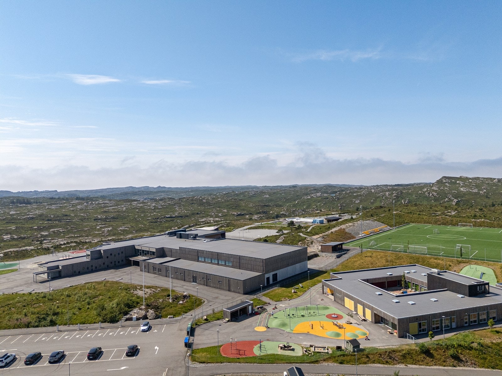 - Gangavstand / kort kjøreavstand til Spildepollen skole og Spildepollen barnehage - Galleribilde