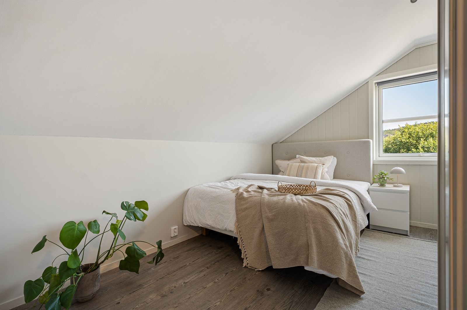 - Soverom 2 måler 12m² - Galleribilde