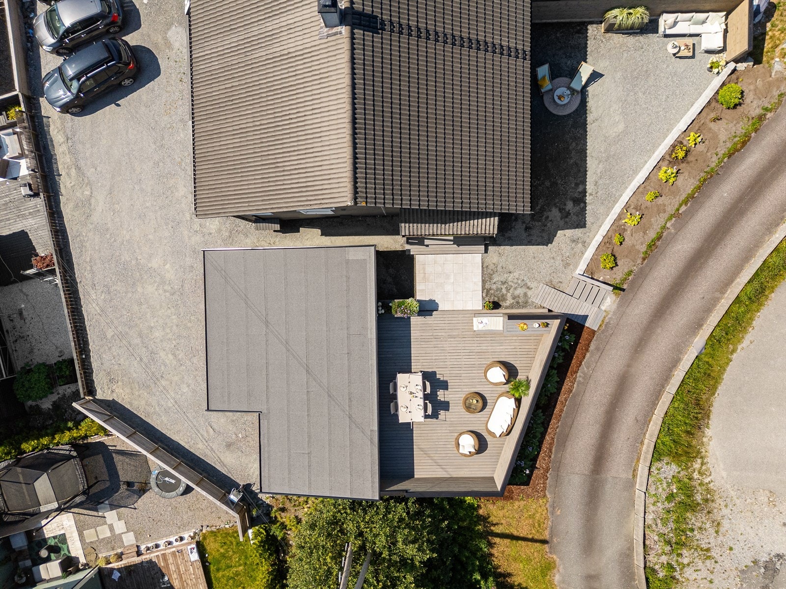 - Fra boligen er det 3 minutters gange til nærmeste busstopp - Galleribilde