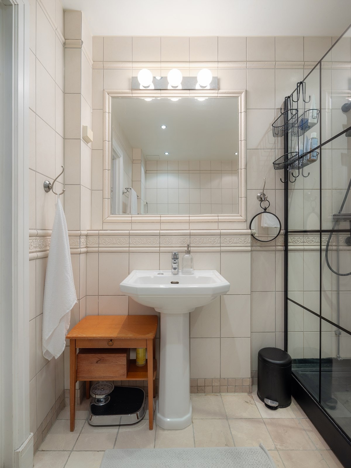 Flislagt gulv med varmekabler. Galleribilde