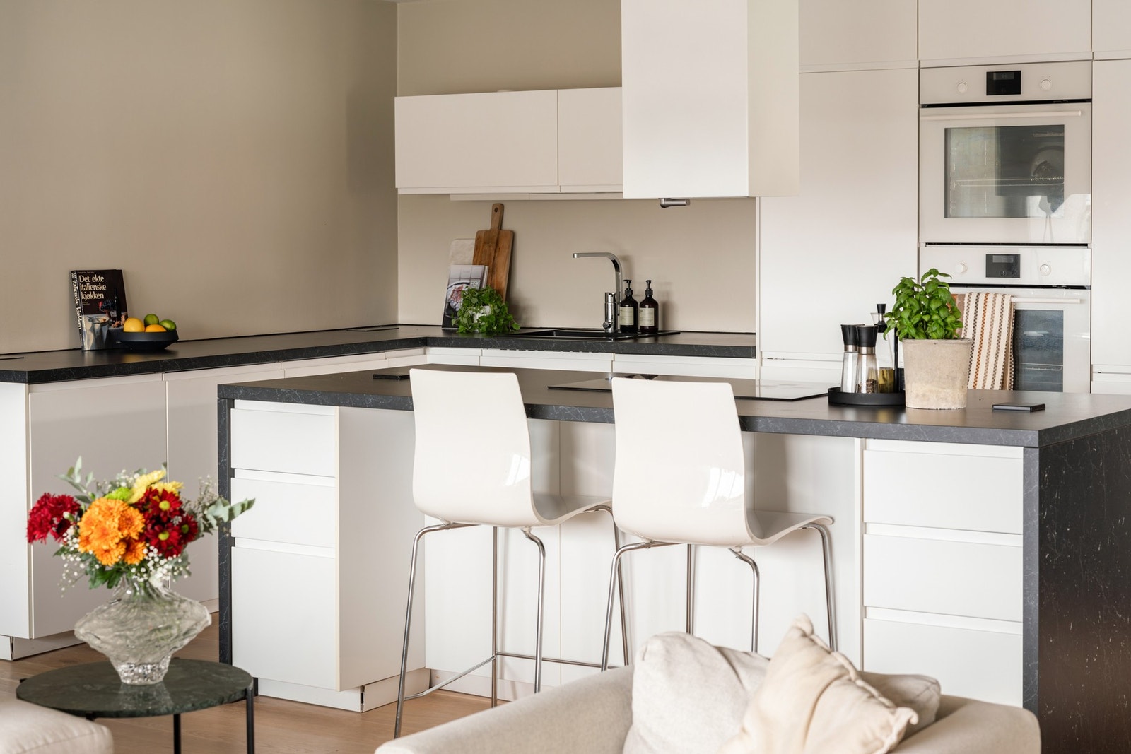 Lekkert kjøkken fra 2018. Galleribilde