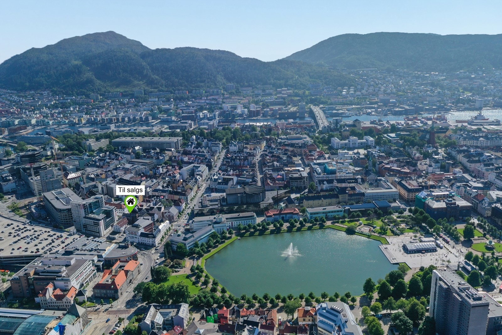 Videre er det kun få minutters til alt Bergen har å by på som koselige kafeer, gode restauranter og et utvalg av aktiviteter Galleribilde