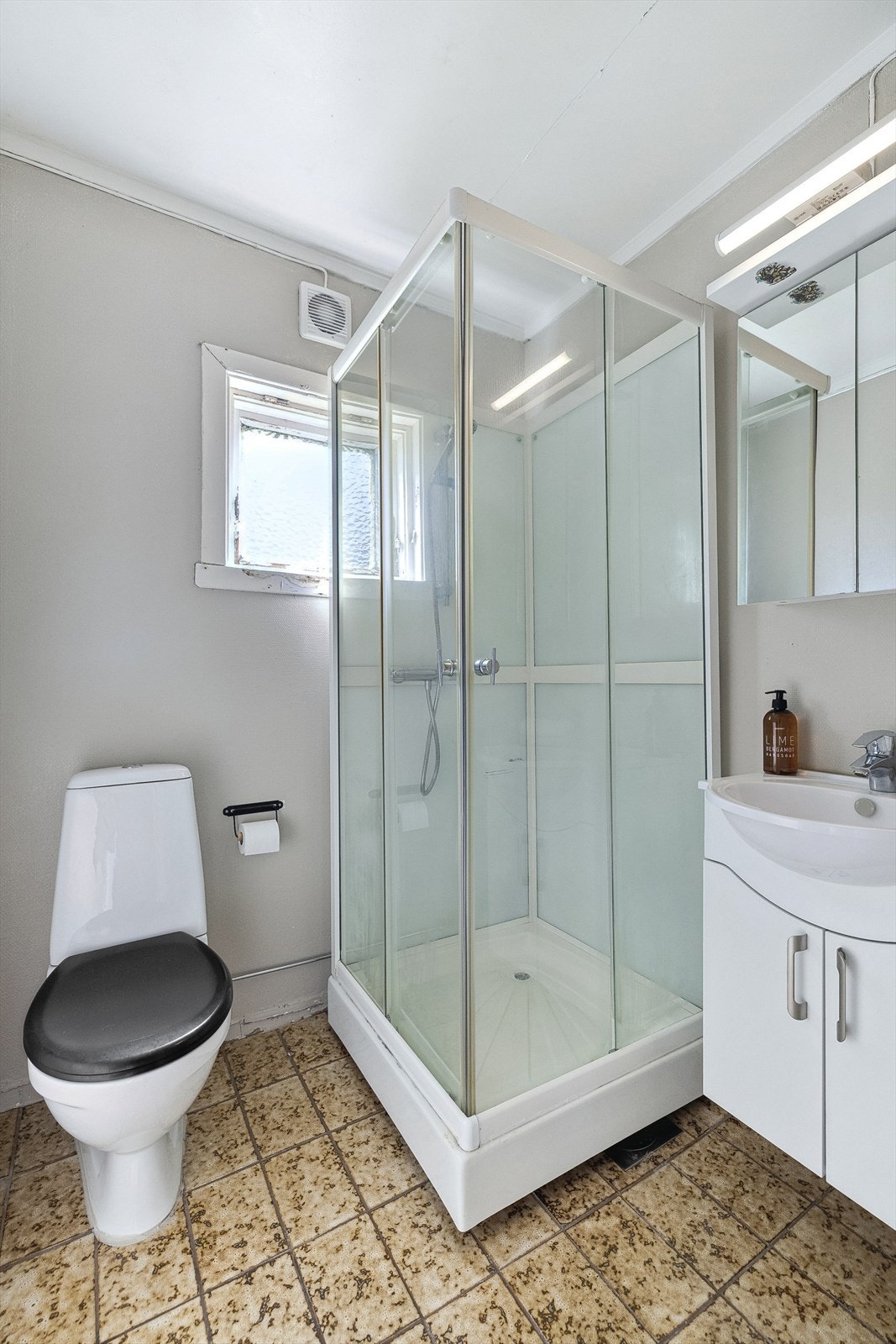 Baderom 1.etasje Galleribilde