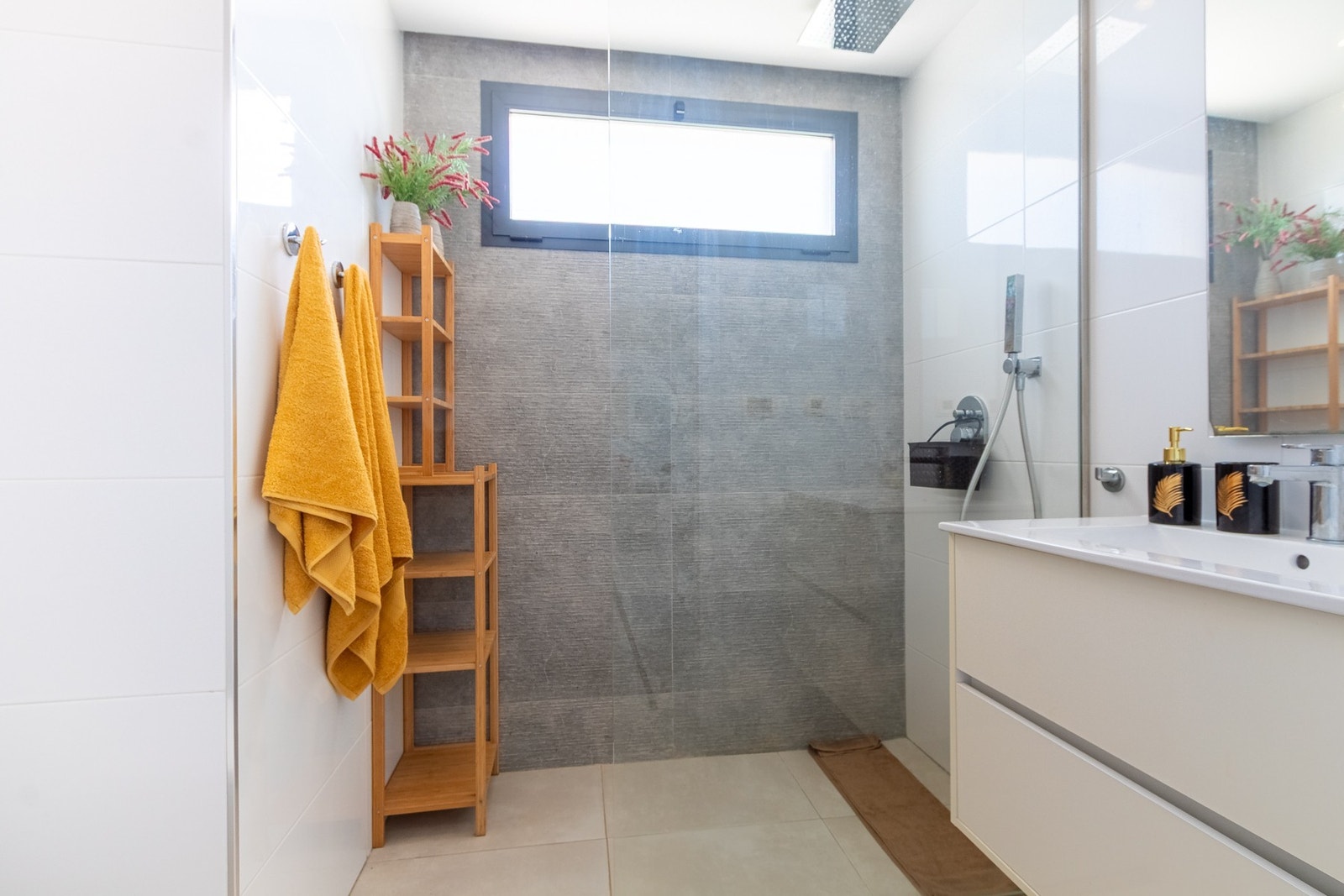 Spaniamegler1 har tilgang til stort sett alle eiendommer i Spania Galleribilde