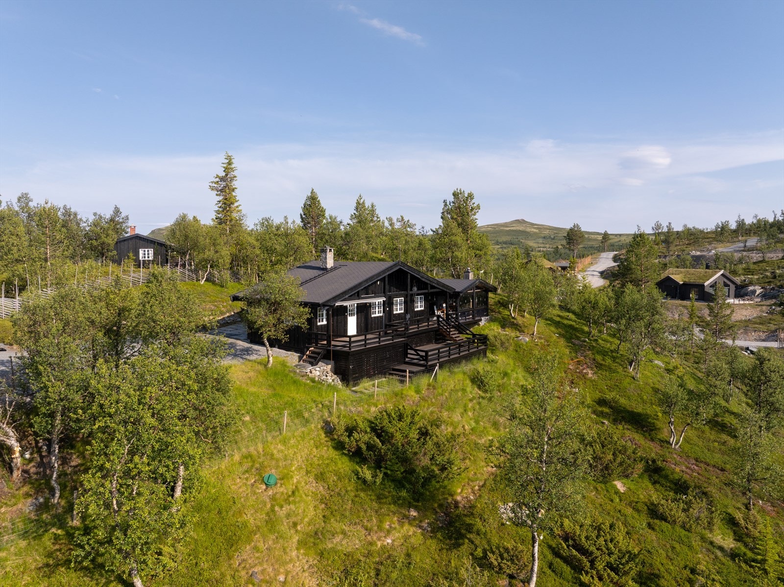 Velkommen til Backervegen 30 innerst i Båtstjernlia - nær Nystølen og Nesfjellet Alpinsenter Galleribilde