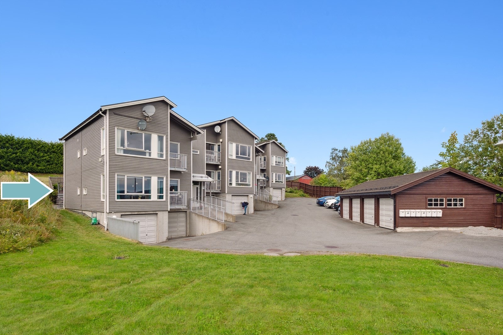 Lys og innbydende 3-roms leilighet med enkel adkomst i 1.etg. Galleribilde