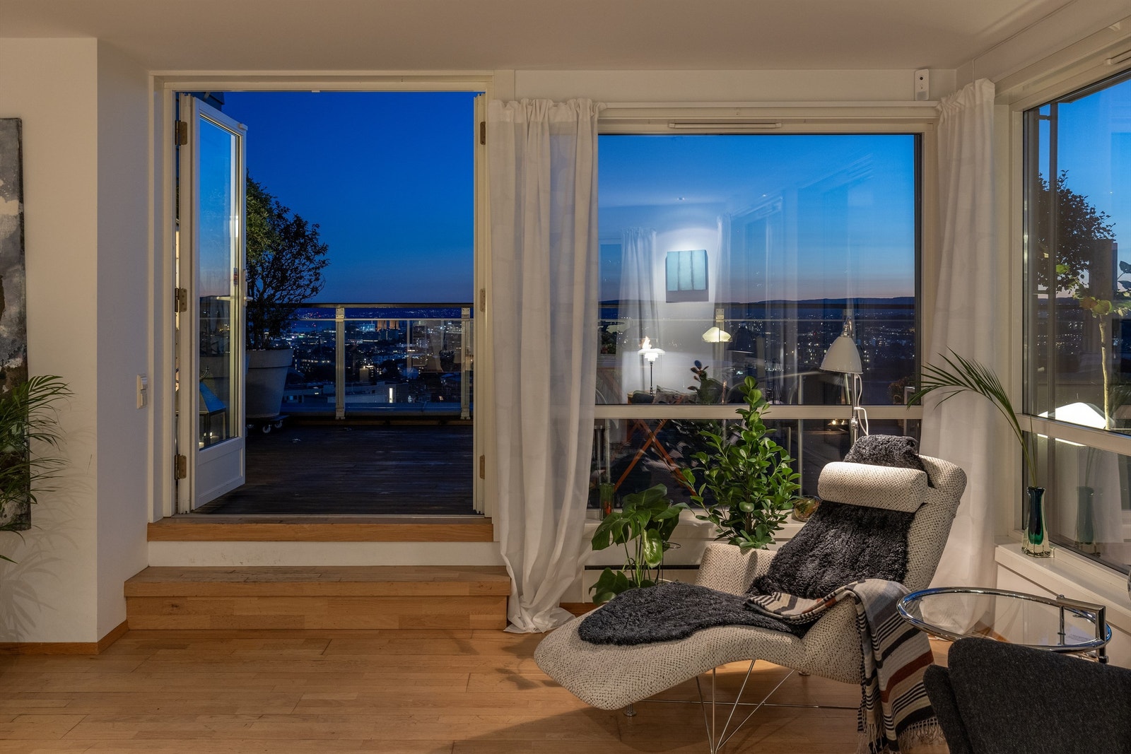 Utgang til terrasse Galleribilde