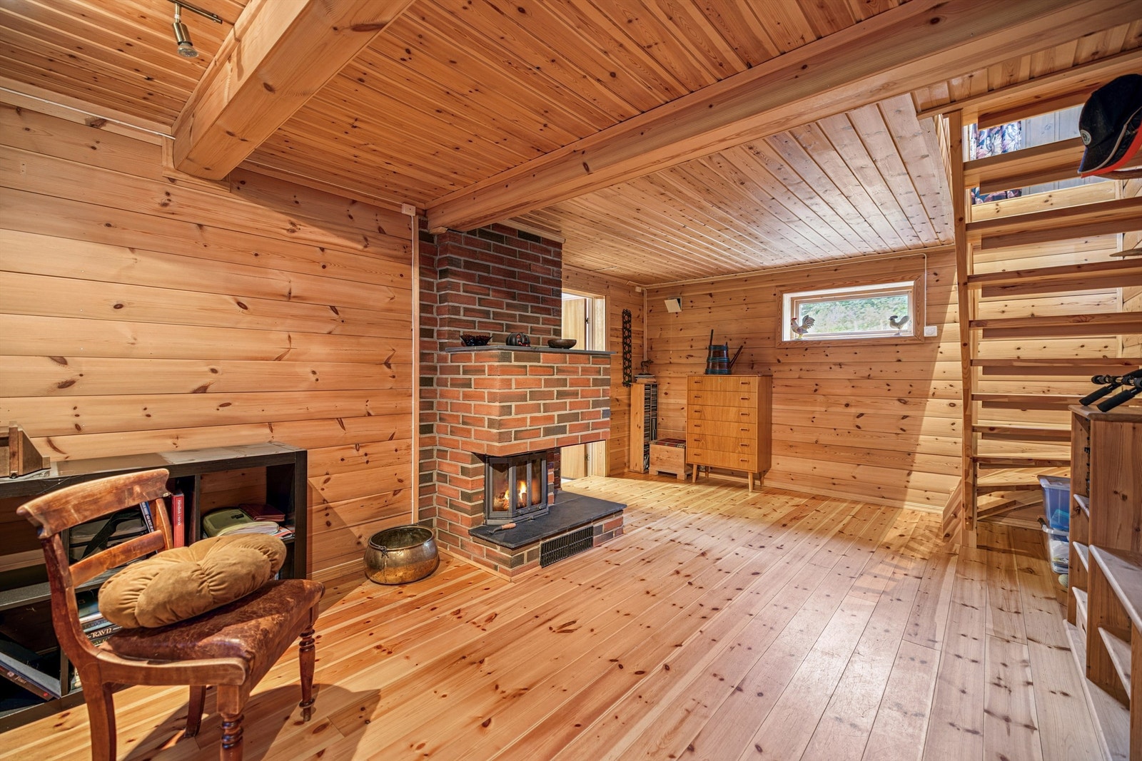 Innredet rom i kjeller Galleribilde