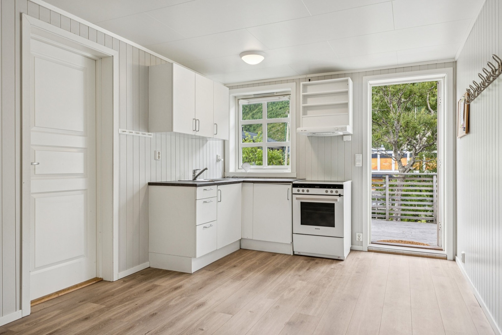 Felles kjøkken for hybler. Galleribilde