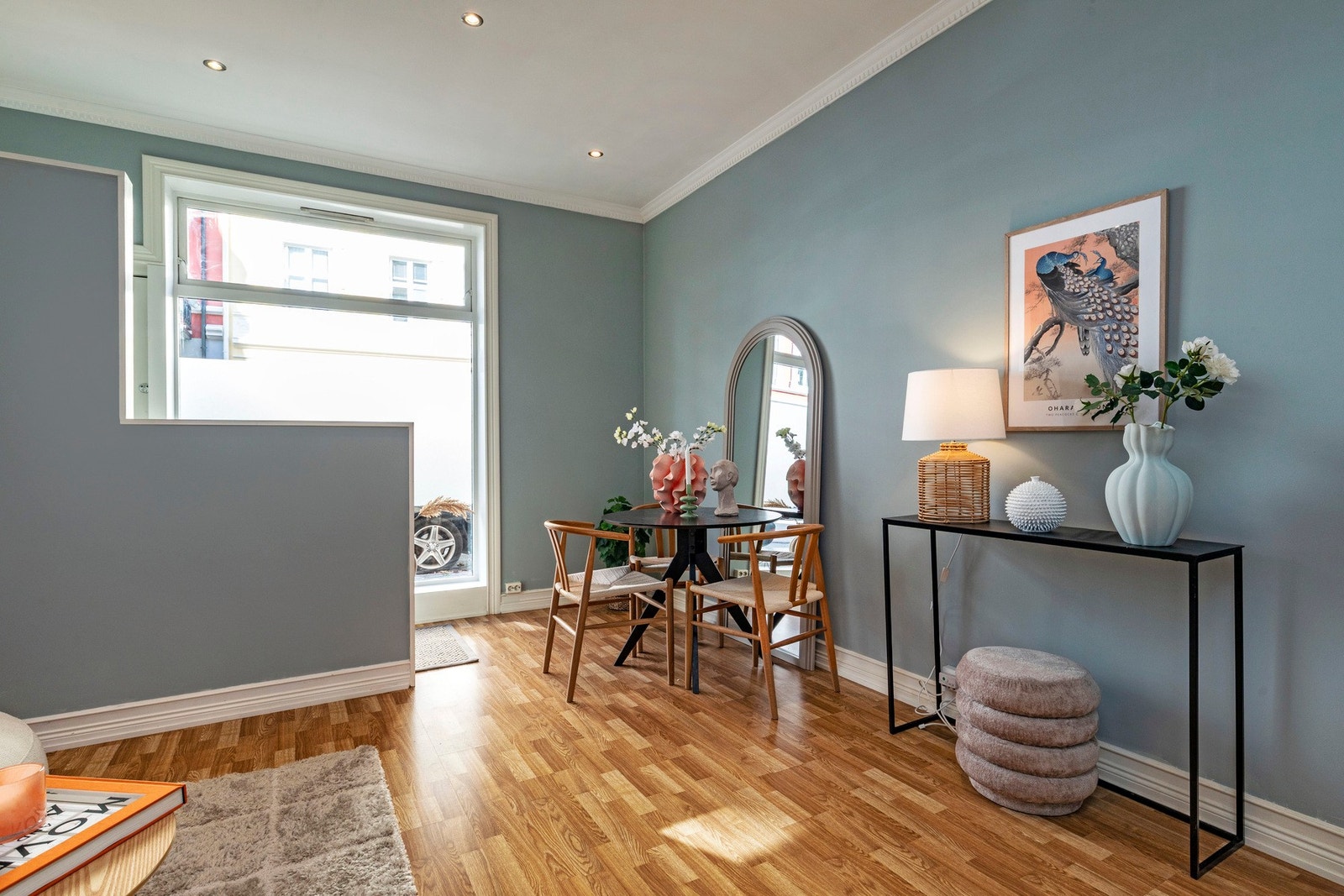 Leiligheten ligger i byggets første etasje. Galleribilde