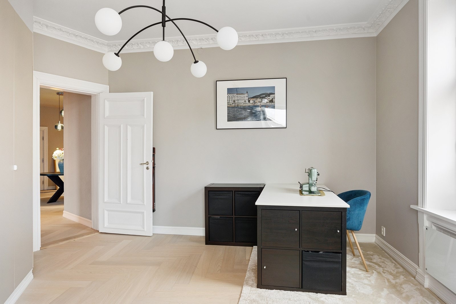 Her kan du enkelt innrede med seng, skrivebord samt tilhørende møbler. Galleribilde