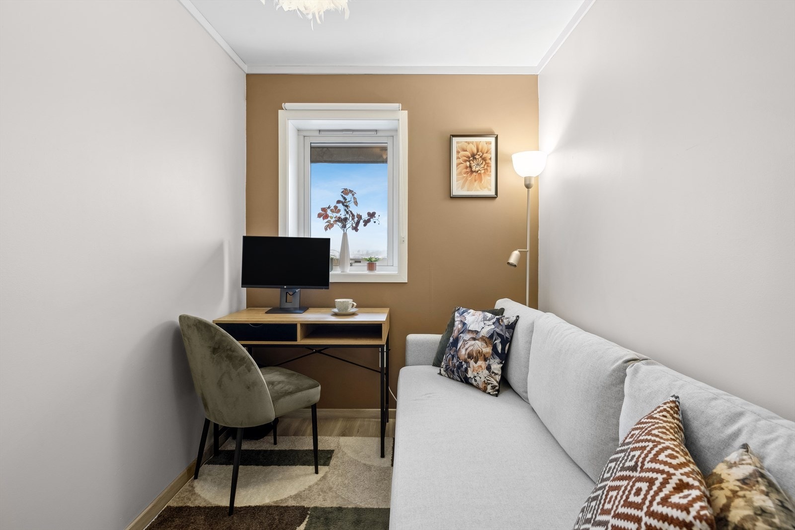 Soverom II - passer perfekt som hjemmekontor! Galleribilde