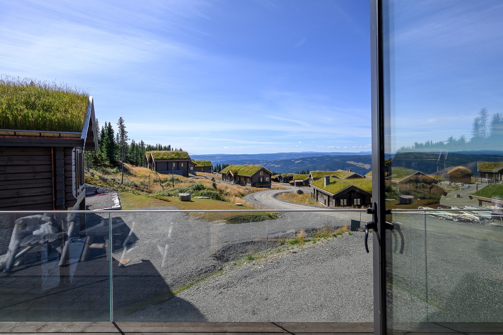 Utsikten fra verandaen. Galleribilde