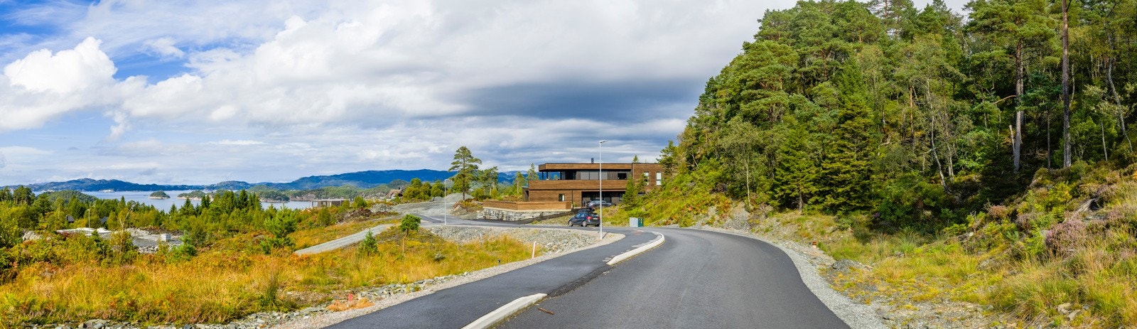 Det er vann og avløpsledninger inn på tomten Galleribilde