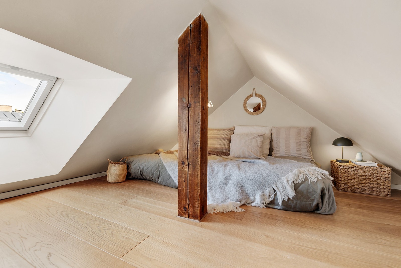 Romslig og flott hems som gir ekstra gulvareal på ca. 7 m². Galleribilde