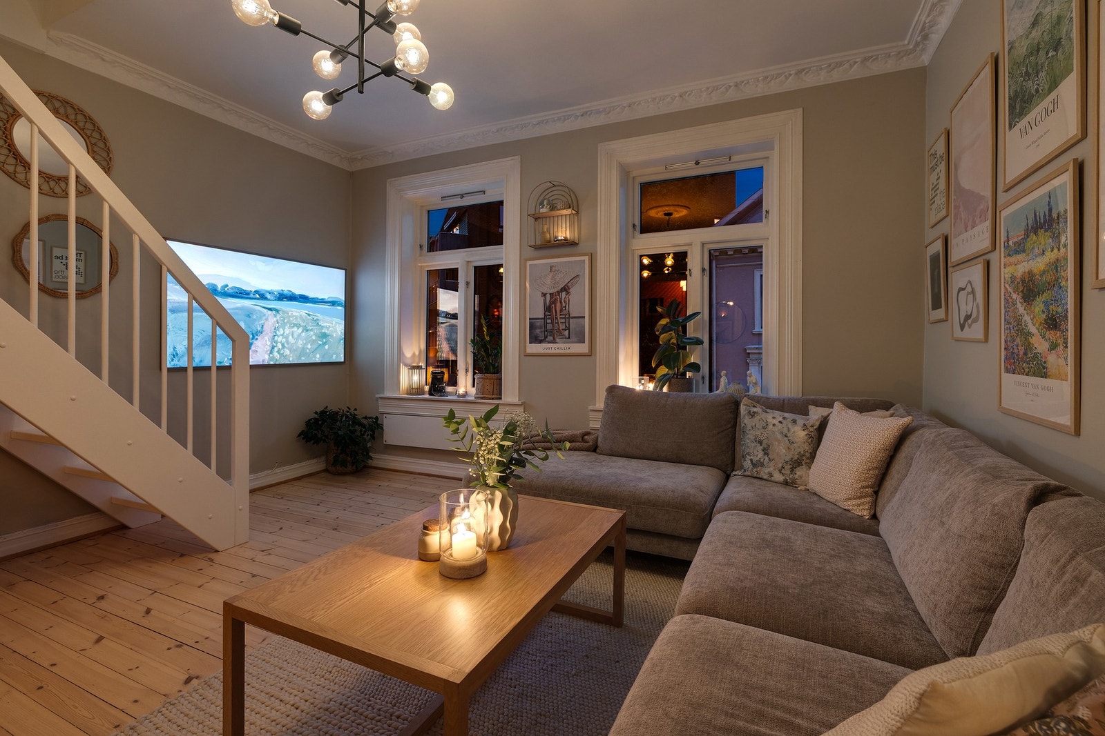 Kveldsstemning i stuen - et perfekt sted å trekke seg tilbake. Galleribilde