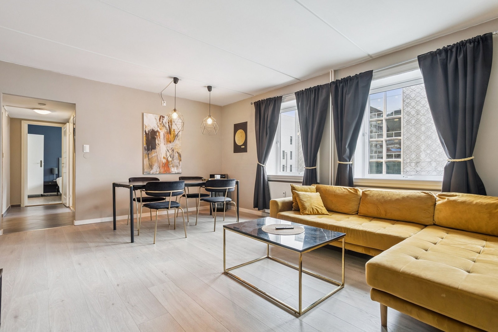 Har gleden av å presentere Solheimsgaten 78! En romslig perle sentralt på Danmarksplass. Galleribilde