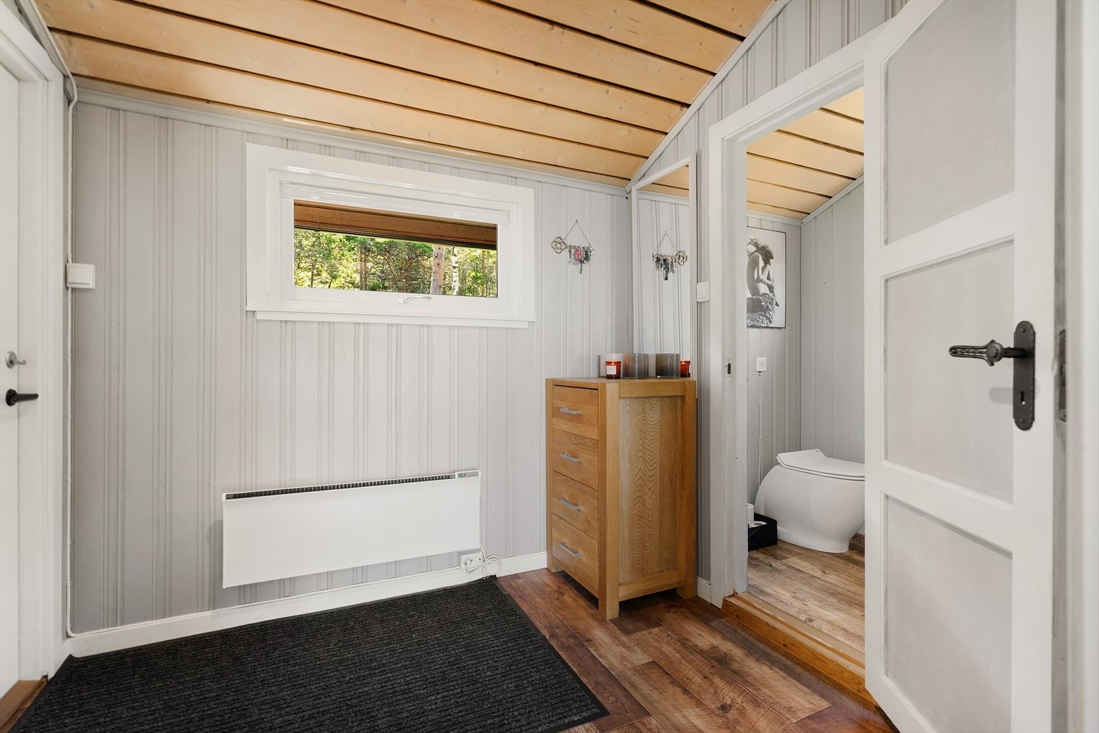 Gang med mulighet for oppbevaring Galleribilde