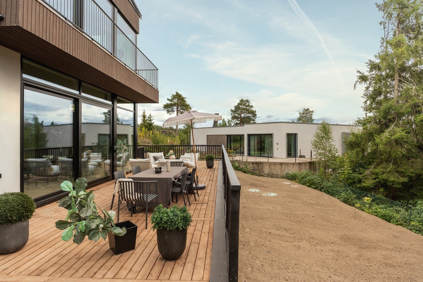 Nyoppført og innflytningsklar enebolig på 232 kvm. Galleribilde