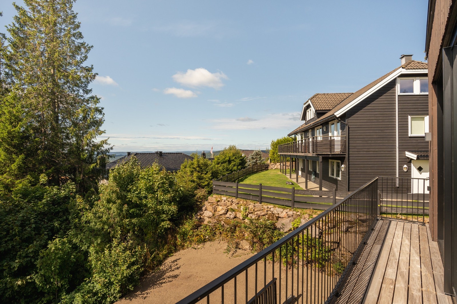 Utsikt mot Bærumsmarka. Galleribilde