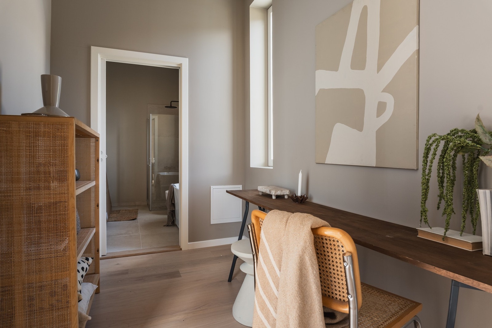 Hovedsoverommet med direkte adkomst til bad. Galleribilde