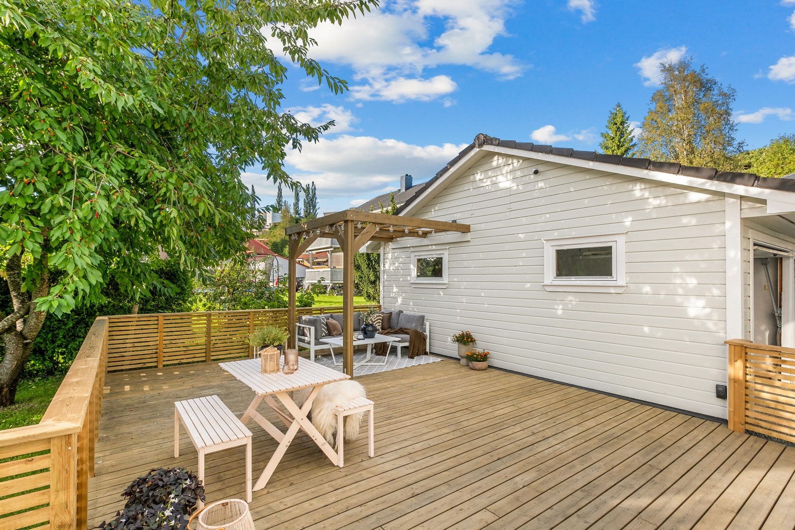 Boligen ligger i et svært attraktivt og barnevennlig område Galleribilde