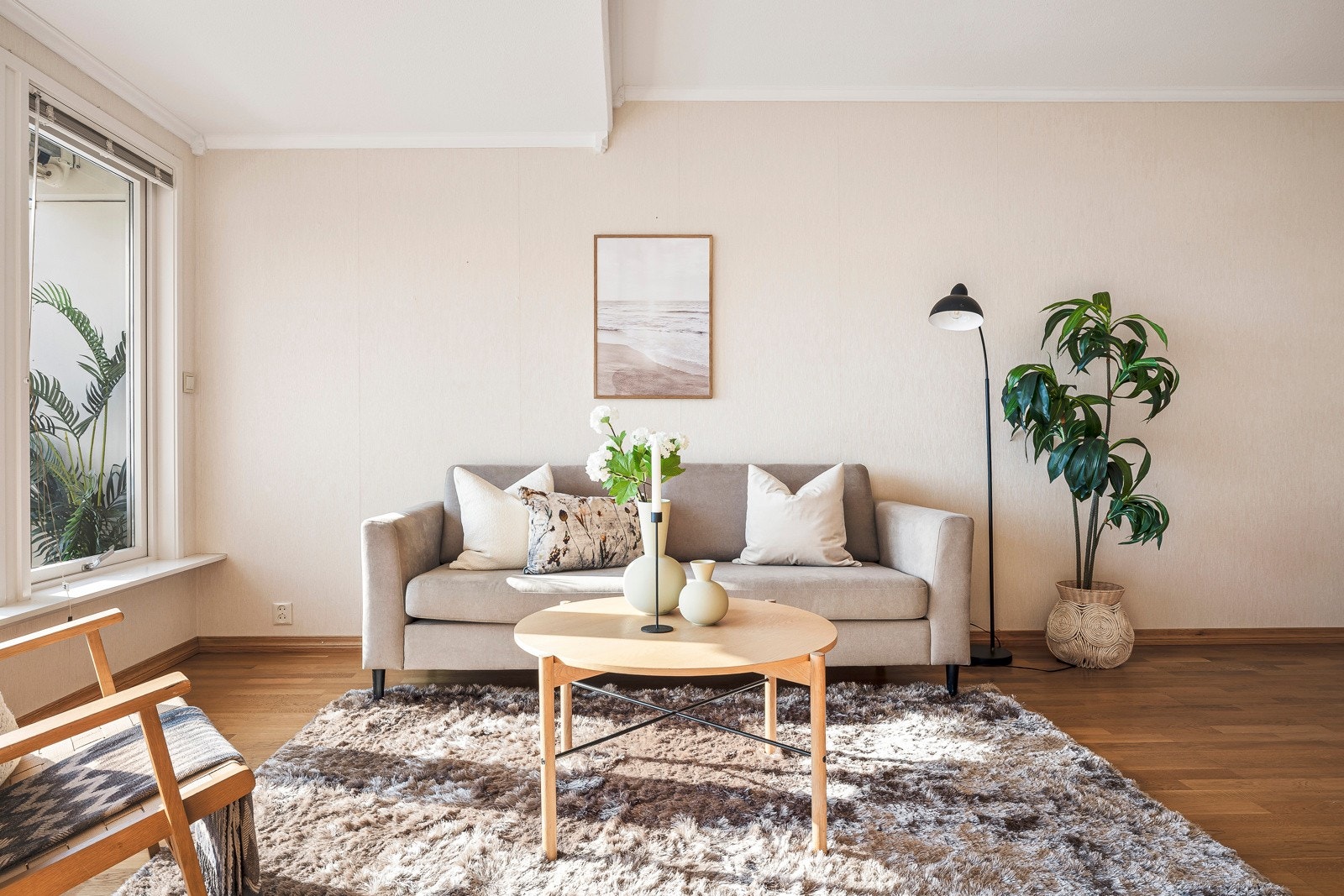 - Med en størrelse på 84 kvm får du en bolig som kombinerer praktiske fasiliteter med luftige og innbydende oppholdsrom - Galleribilde