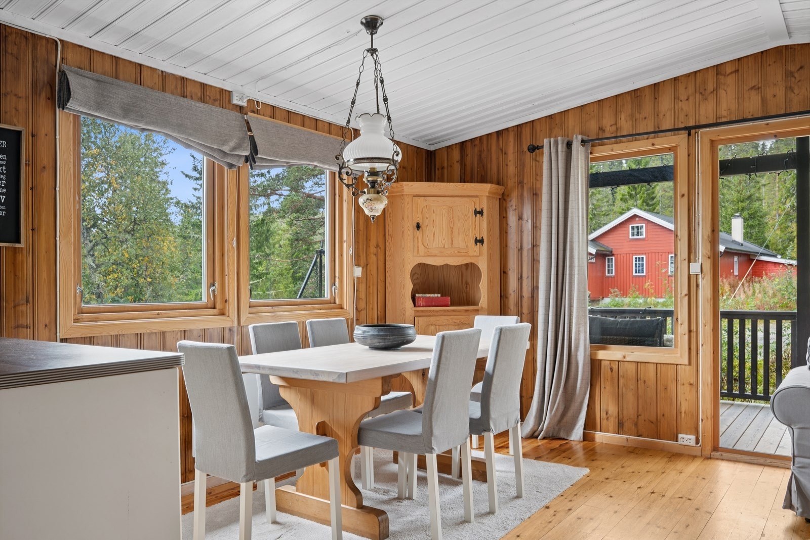 Om UNO ikke skaper dårlig stemning hos familiens såre taper, kan jeg virkelig anbefale UNO Extreme Galleribilde