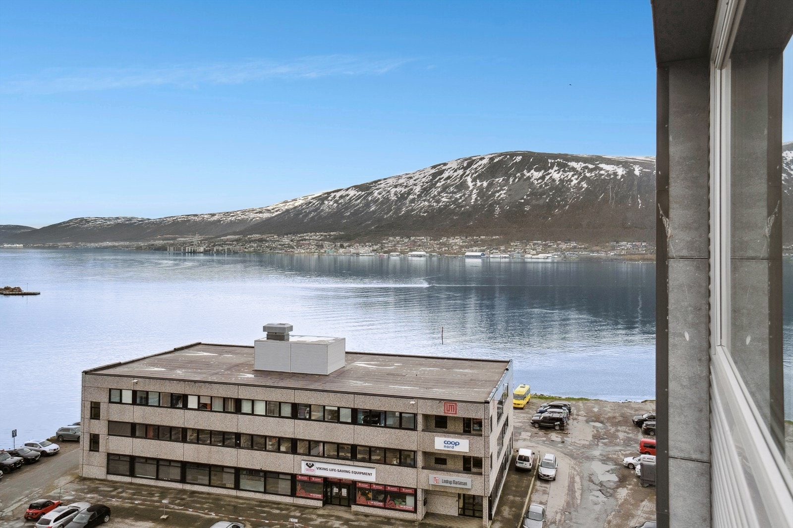 Området skal oppgraderes og fornyes, til fordel for leiligheten. I fremtiden vil dette kunne være en flott forlengelse av sentrum/ Vervet. Galleribilde