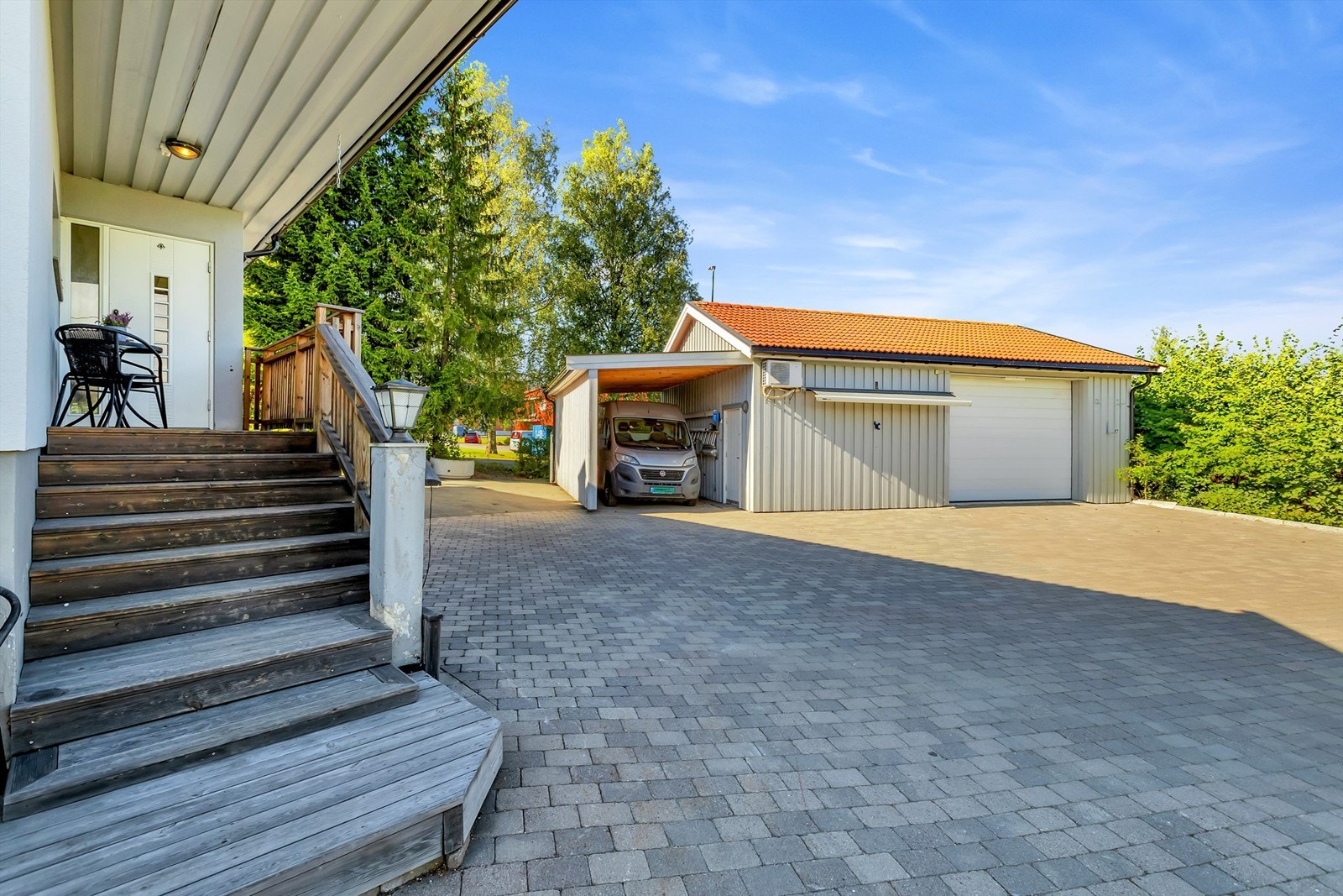 Garasje og carport Galleribilde