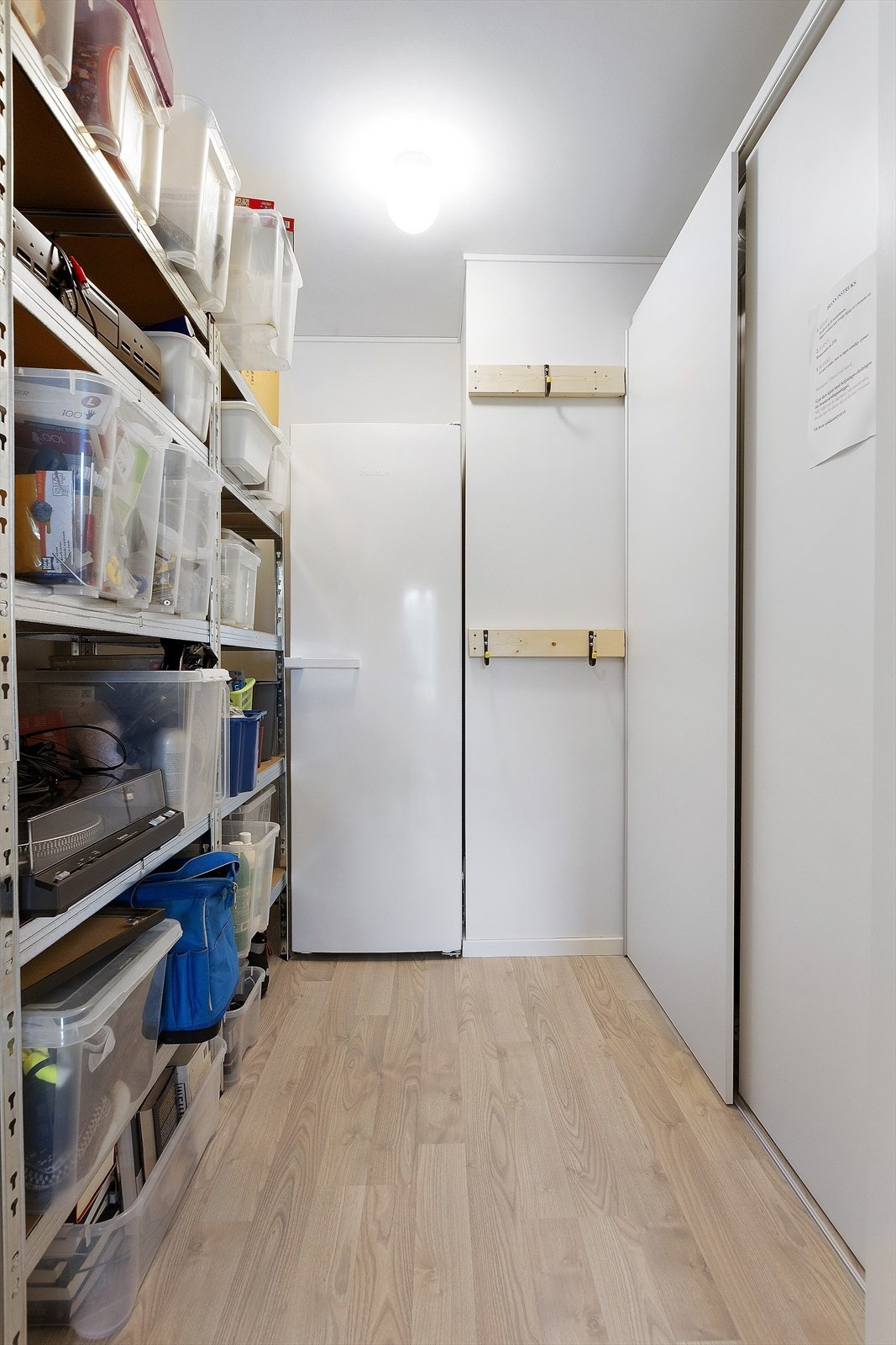 Praktisk innvendig bod. Galleribilde