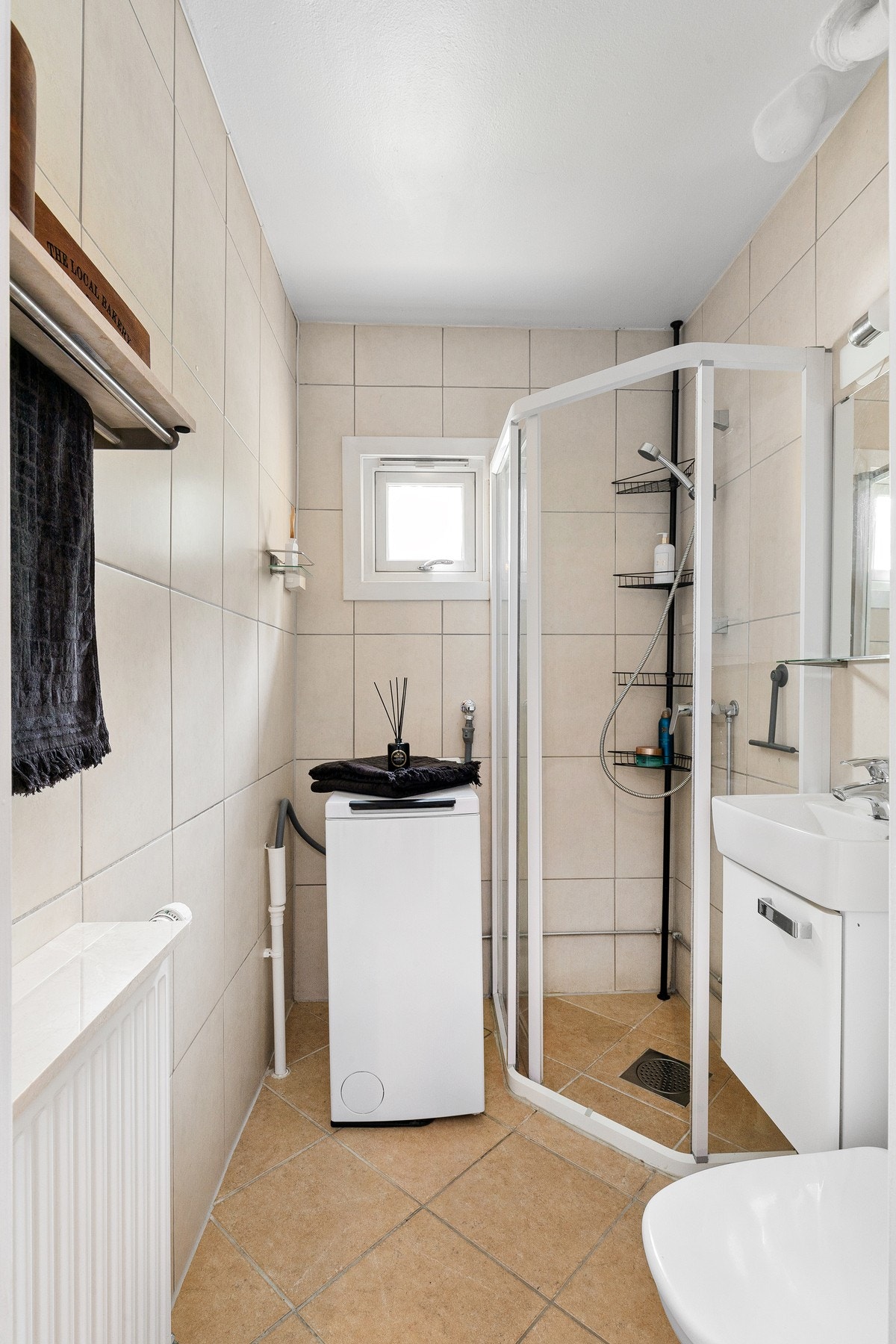 Flislagt bad med varmekabler i gulv. Galleribilde